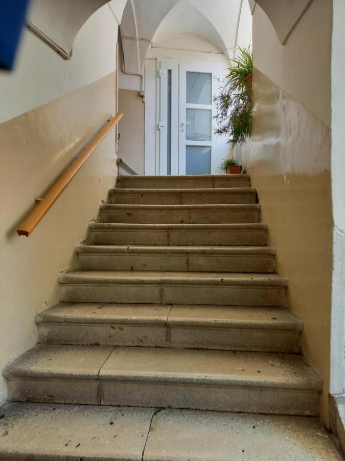 La Casa Di Carmen Appartement Melfi Buitenkant foto