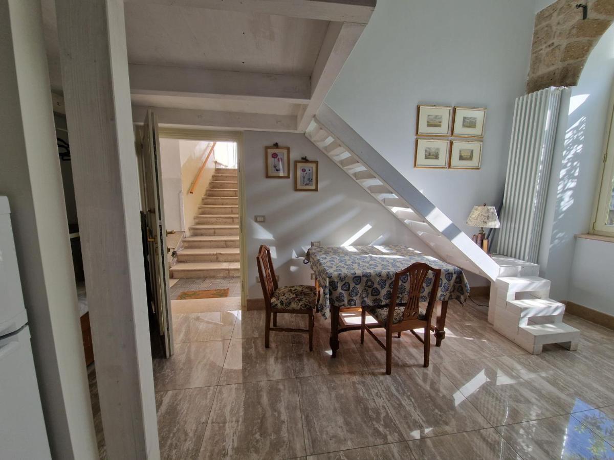 La Casa Di Carmen Appartement Melfi Buitenkant foto